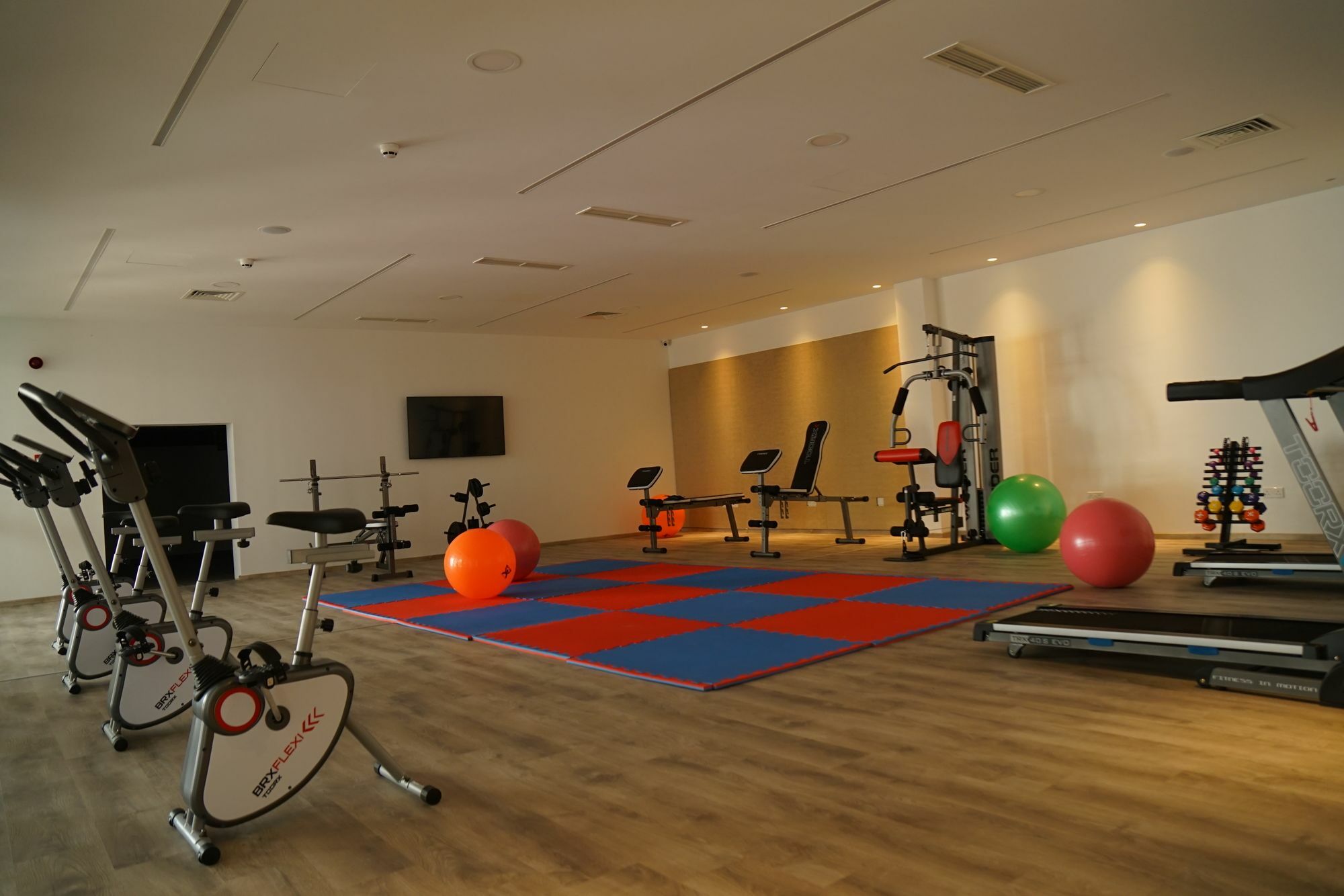 Eden Resort Wellness Rehabilitation Терсефану Экстерьер фото